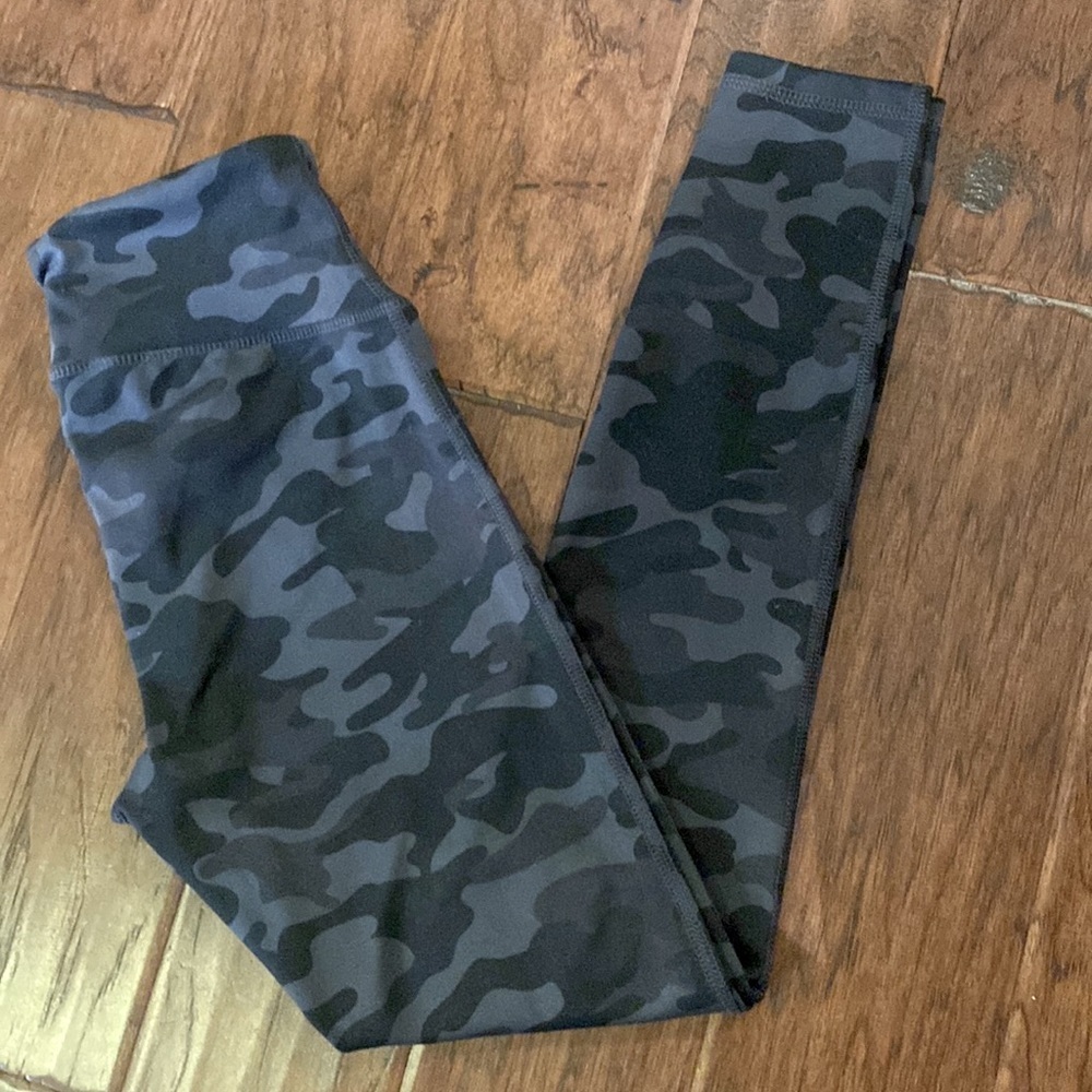 Danskin Camouflage Leggings Waistband Tights Small Camo Workout Pants Blue/Grey - Picture 6 of 6